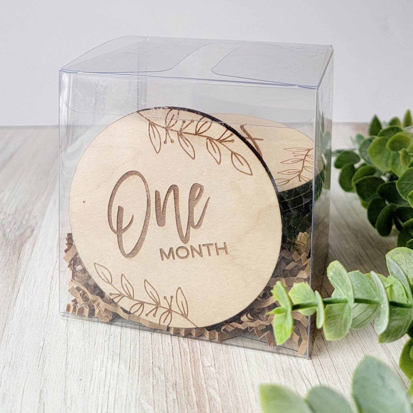 Baby Milestones Leaf Design