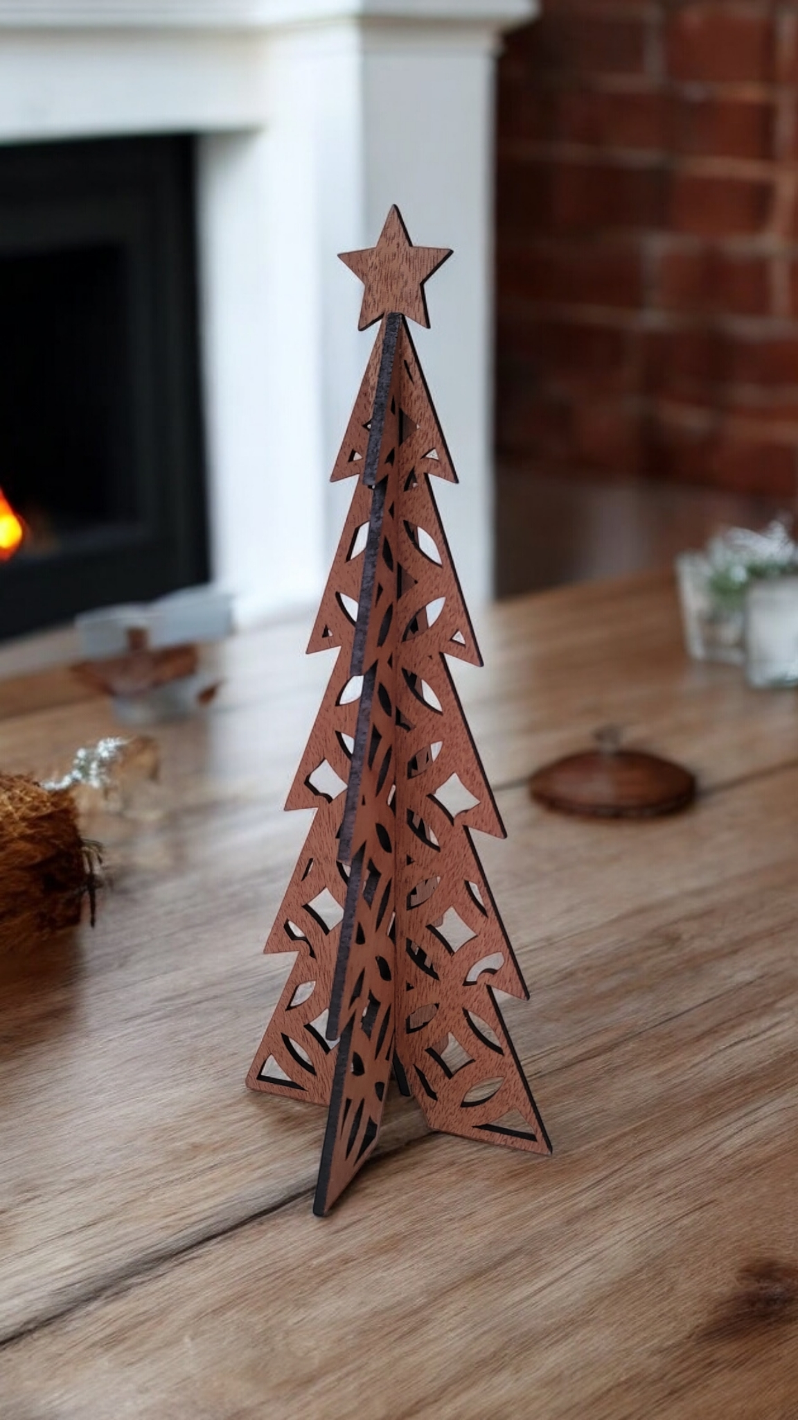 Farmhouse Patterned Wooden Tree
